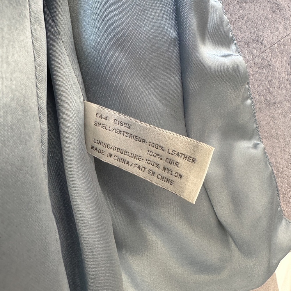 Beechers Brook for Fairweather -Suede Collection- Soft Blue - Size Medium - Picture 7 of 11